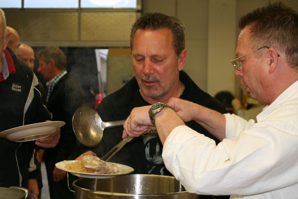 Kesselfleischessen-2012_15.JPG